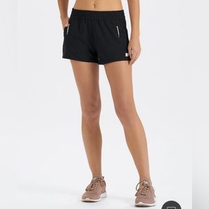 Vuori Dash Short Black S